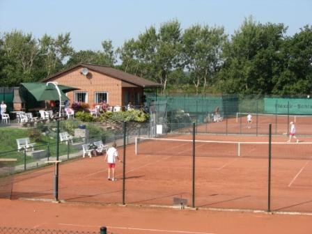 Tennisanlage Kirchgellersen Image 1
