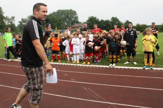 150 kleine Fußballer beim &quot;Gellersen Cup&quot; im Jubiläumsjahr Image 1